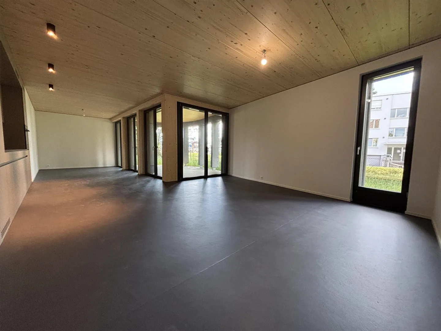 Charmante Wohnung in zentraler Lage - Foto 1 von 8