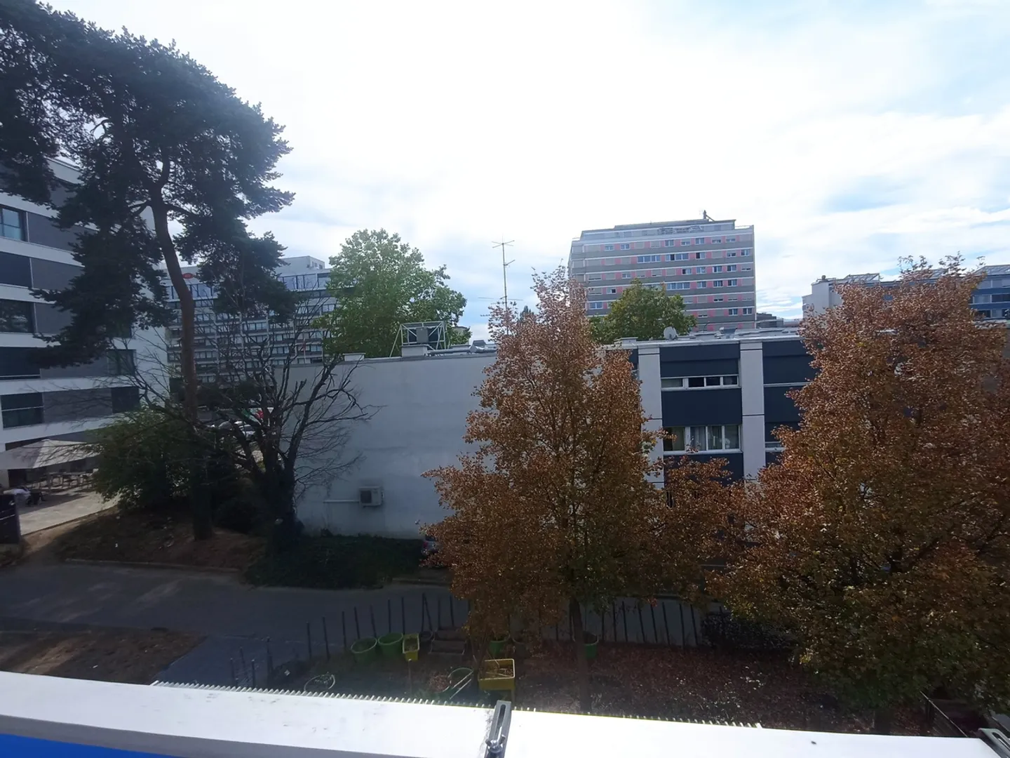 Appartement Moderne de 3 Chambres - Photo 19 sur 25