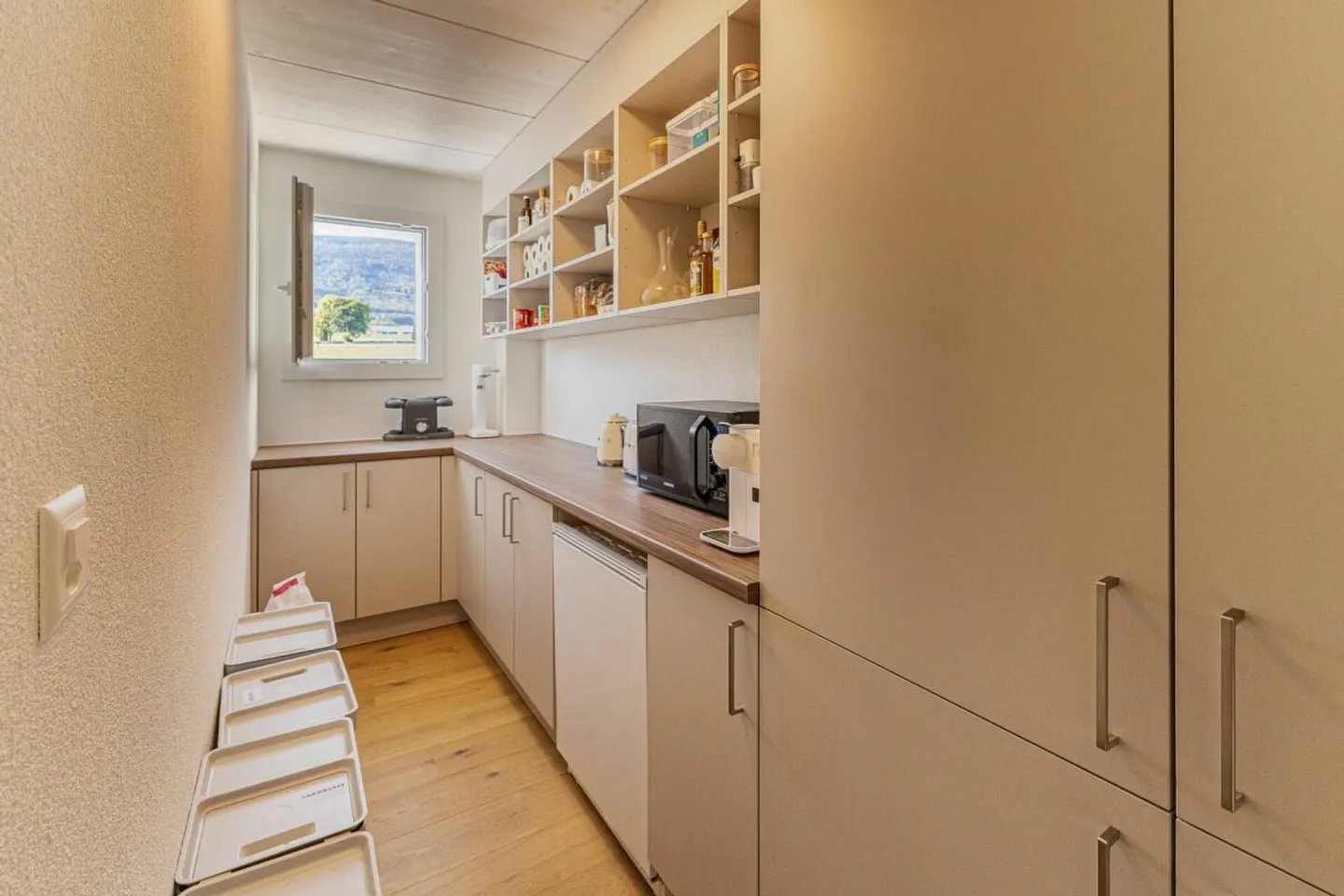 Zeitgenössische Villa in Bière - Foto 9 von 30