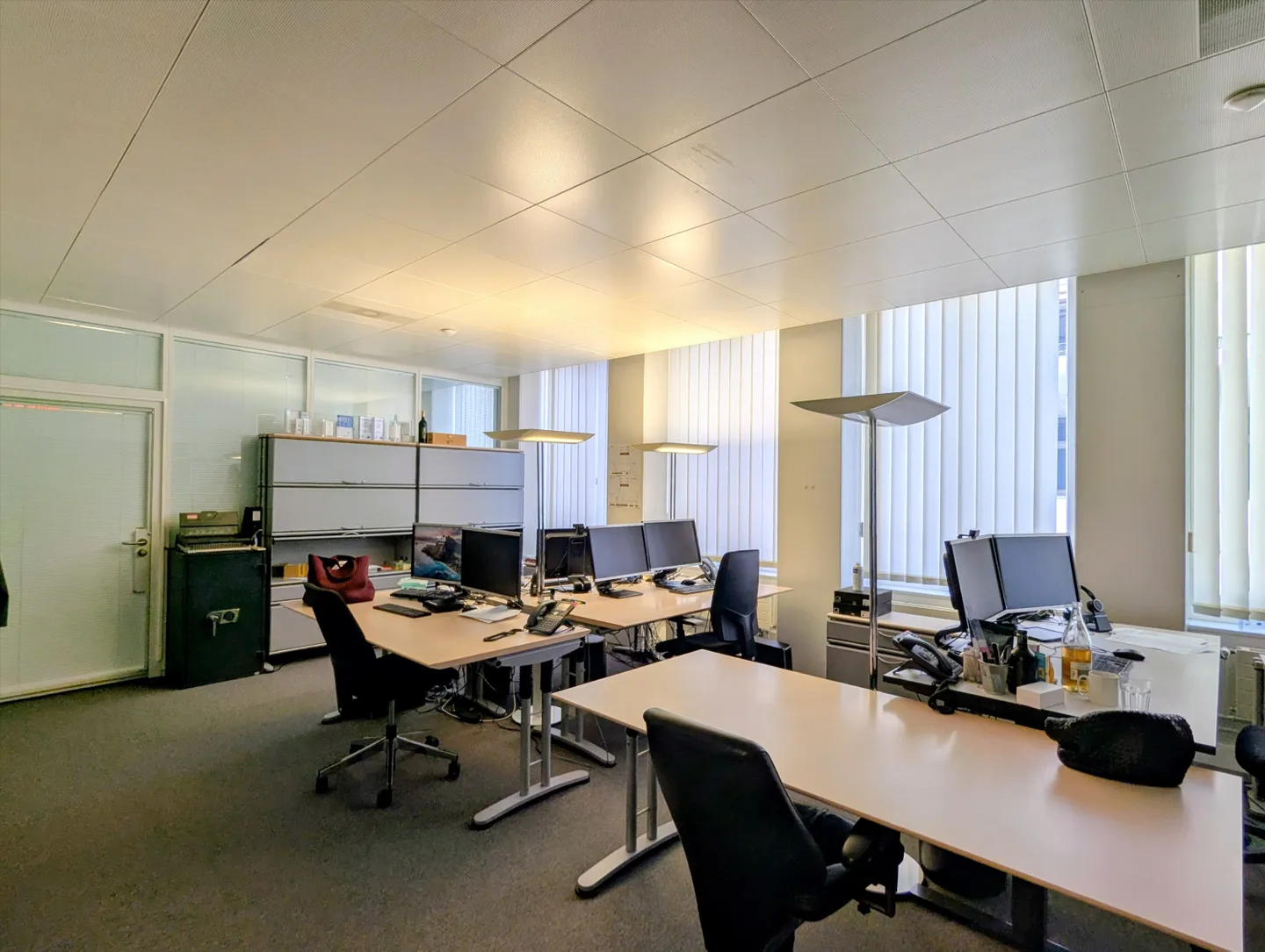 Modern Office Space in Zurich - Photo 3 of 6