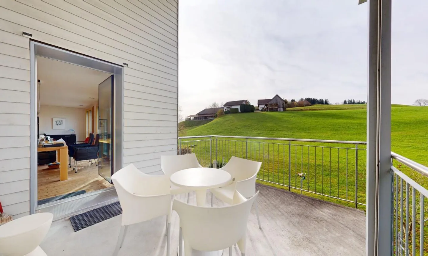 Casa indipendente, posizione familiare e tranquilla - Foto 3 di 11