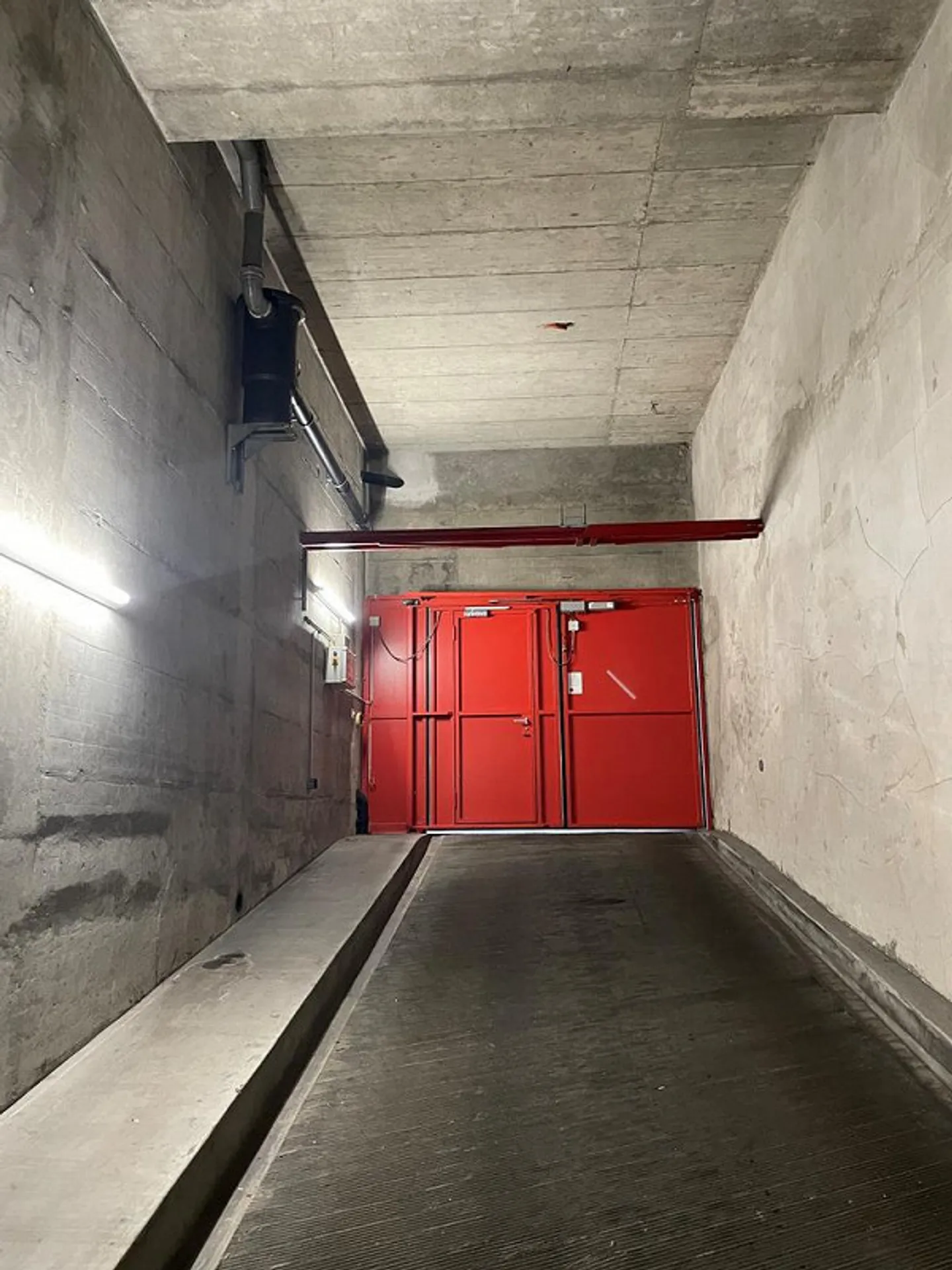 Einstellplatz Nähe Novartiscampus zu vermieten - Foto 3 von 4