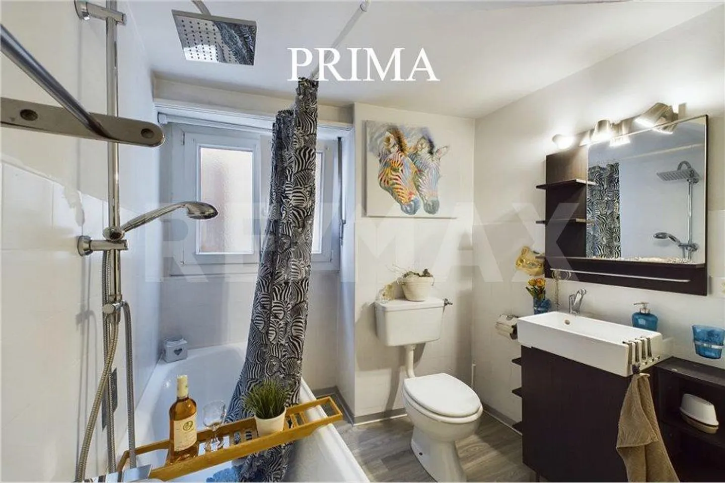 Casa di paese ristrutturata con garage - Foto 7 di 13