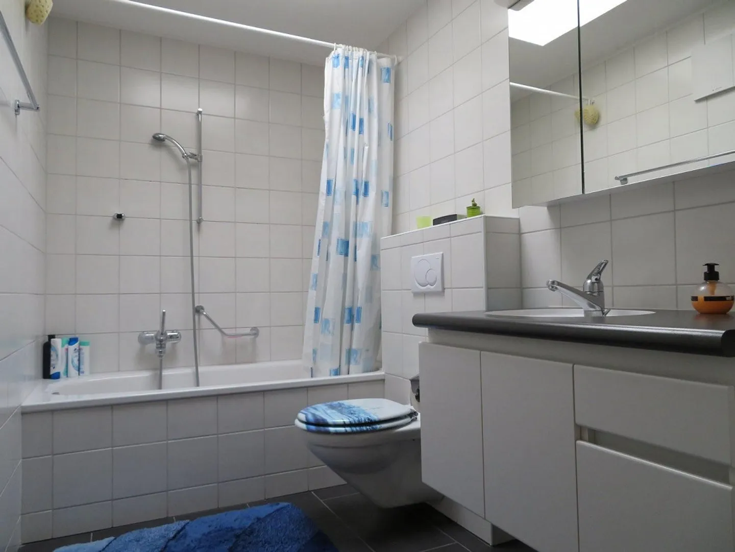 Appartamento di 4,5 stanze con area giardino - Foto 4 di 9