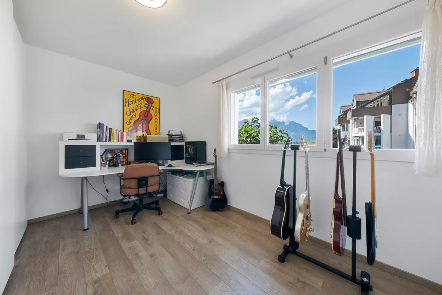 4.5 ROOM APARTMENT - PANORAMIC VIEW - GARAGE - EXCLUSIVE - Photo 10 of 13
