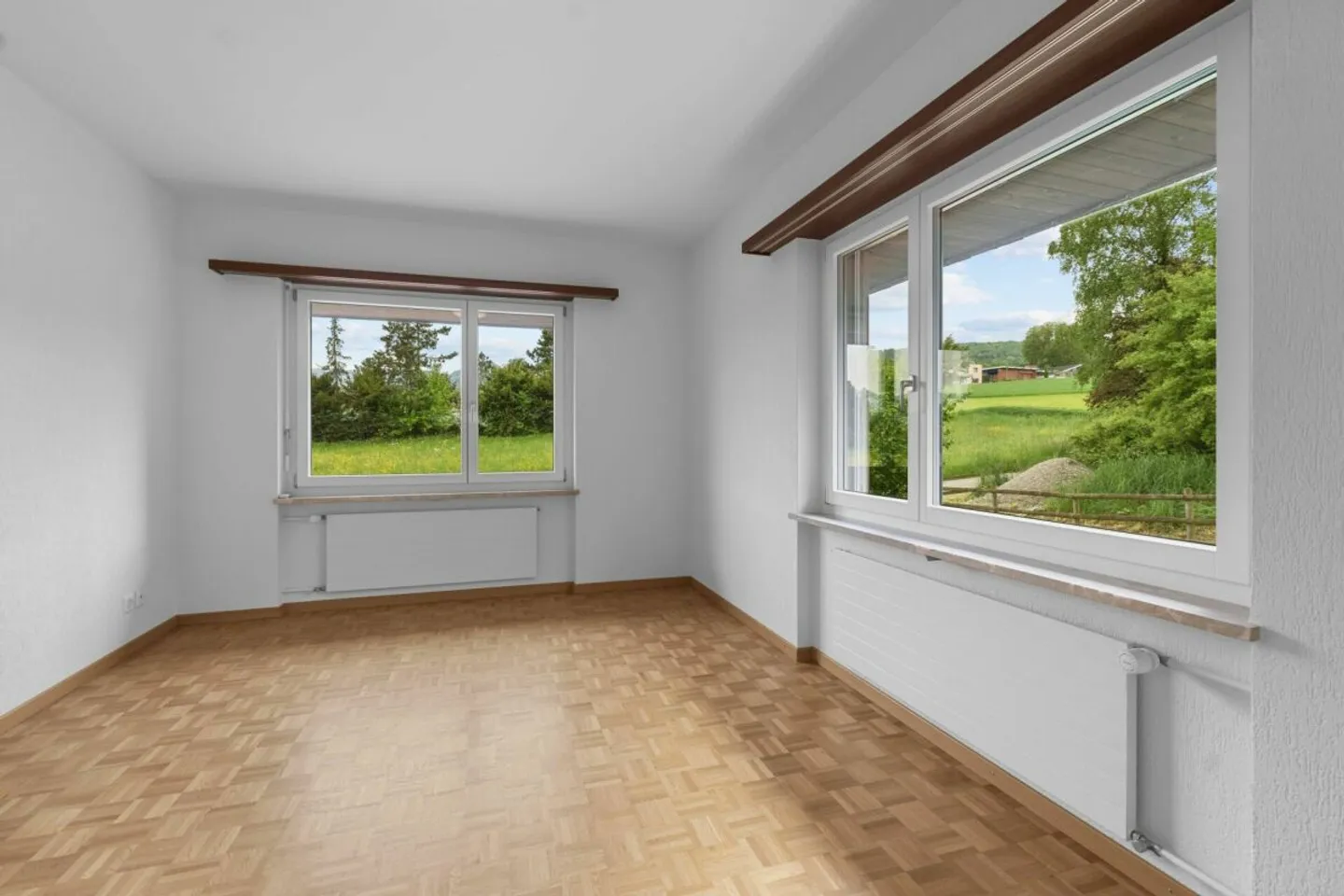 Casa unifamiliare indipendente in una posizione privilegiata a Laufen! - Foto 12 di 16