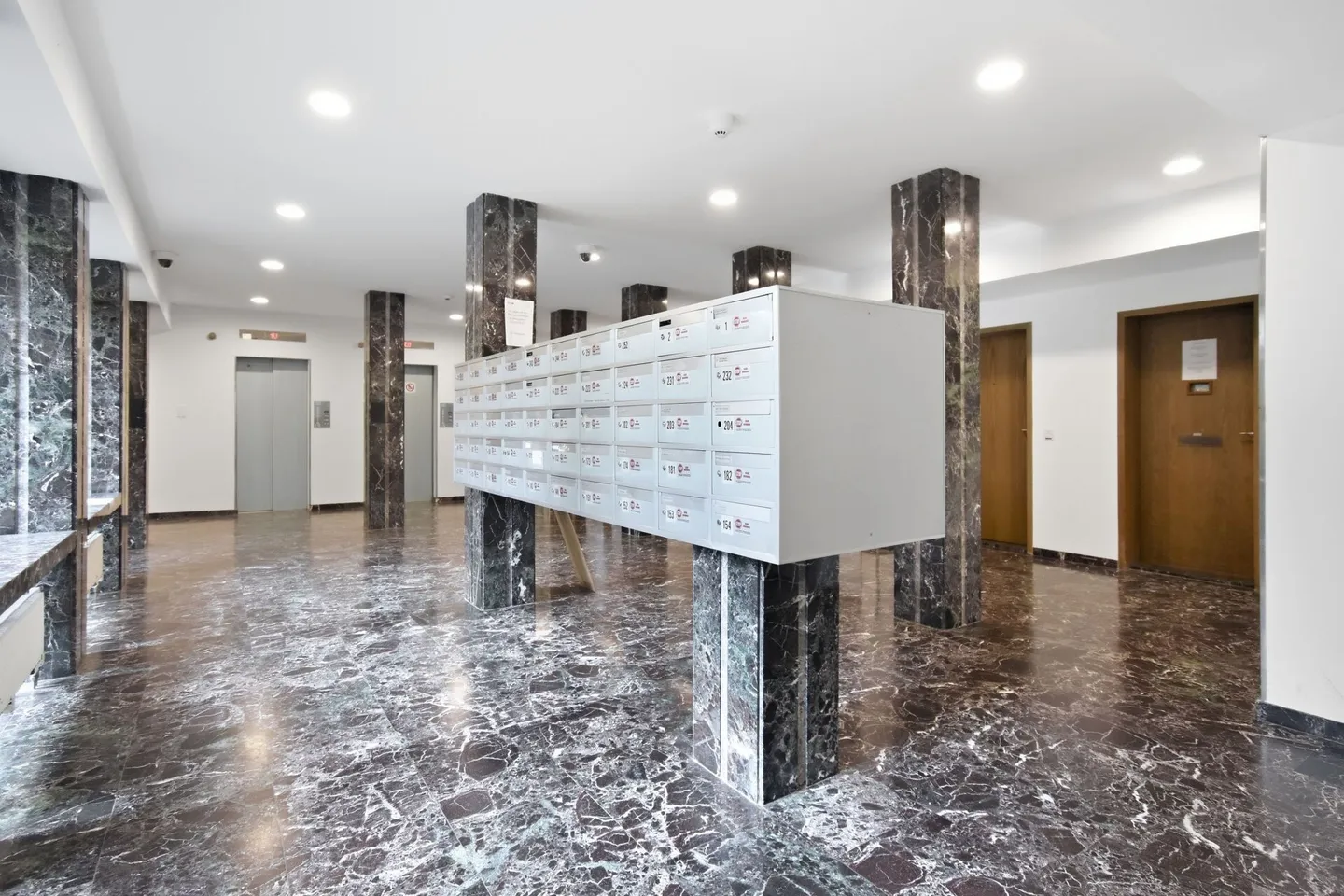Condominium de 3,5 pièces situé au centre - Photo 9 sur 10