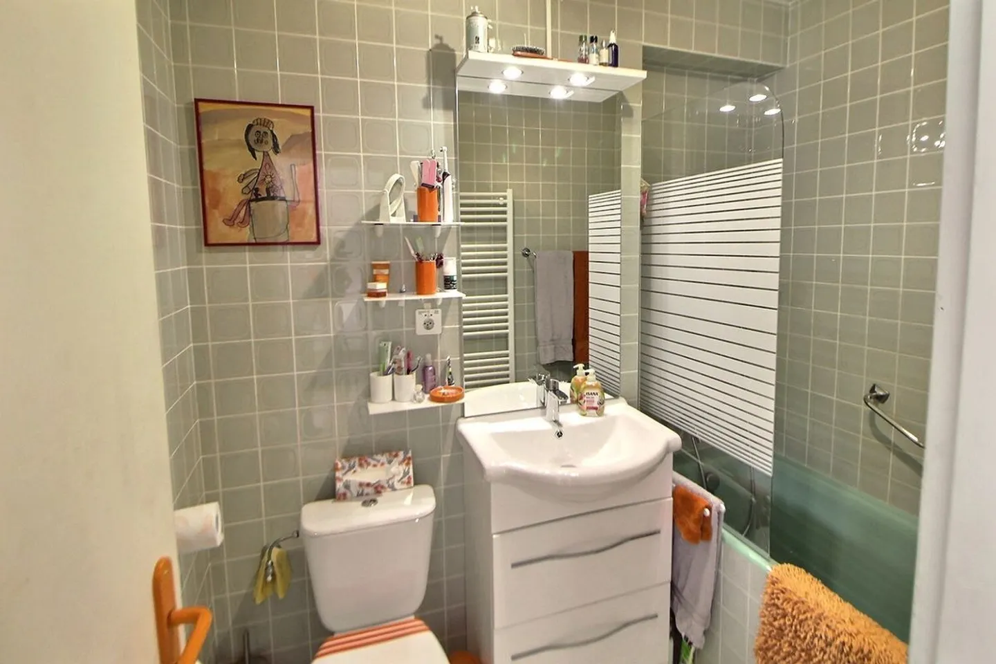 MAGNIFICO APPARTAMENTO DI 4.5 LOCALI NEL CUORE DEL VILLAGGIO DI MORGINS - Foto 6 di 11