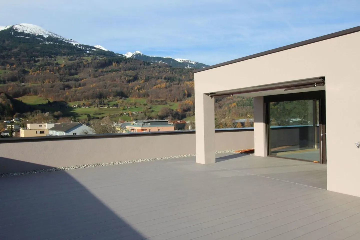 traumhafte 4.5-Zimmer-Attikawohnung mit herrlichem Weitblick - Foto 2 von 15