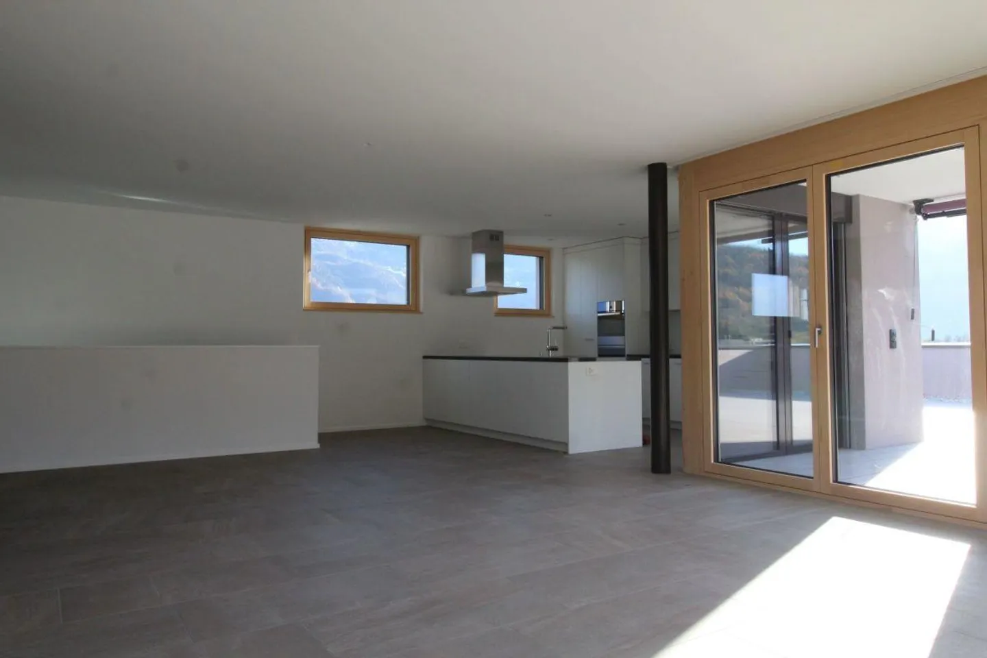 traumhafte 4.5-Zimmer-Attikawohnung mit herrlichem Weitblick - Foto 5 von 15