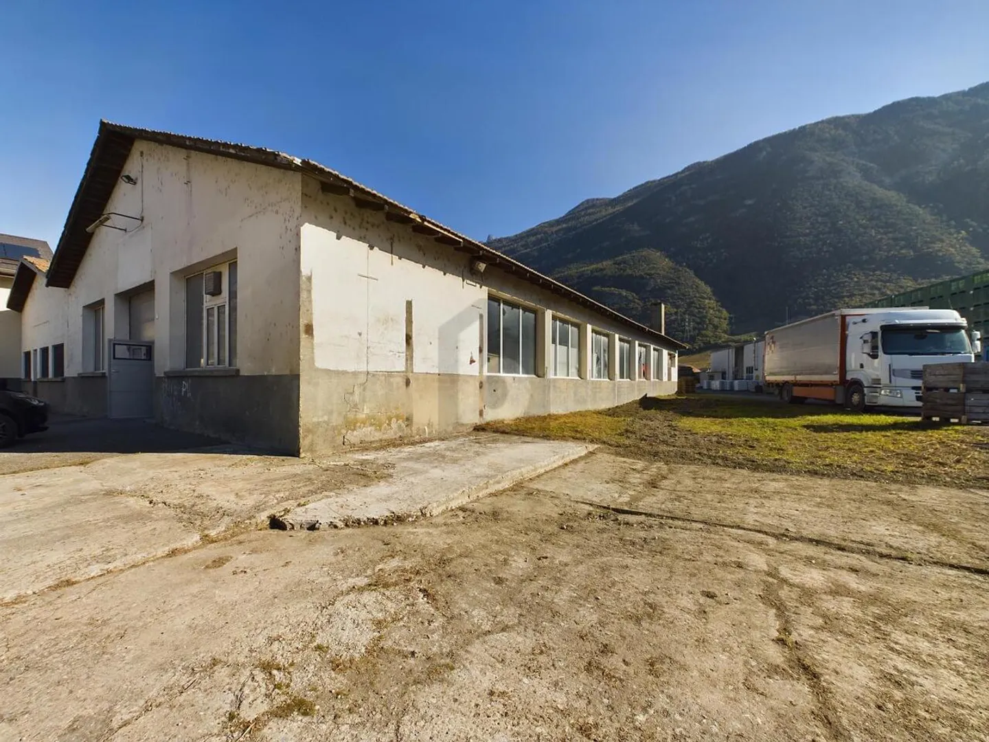 UN POTENZIALE DI TRASFORMAZIONE DI QUATTRO PIANI - Foto 4 di 5