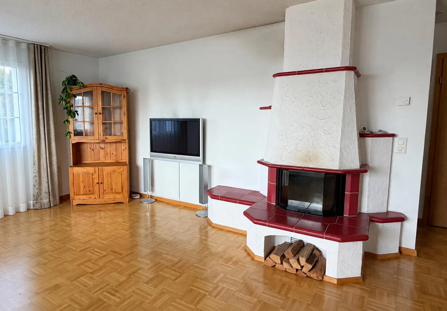 Charmante maison individuelle avec beaucoup d'espace extérieur - Photo 5 sur 12