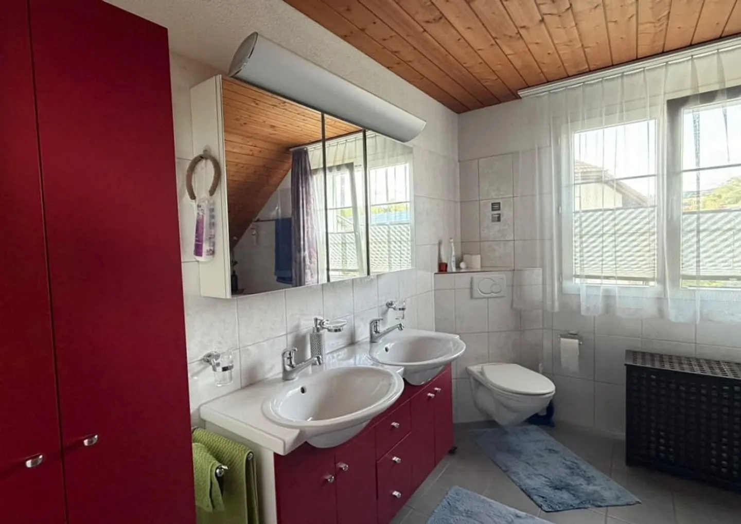 Charmante maison individuelle avec beaucoup d'espace extérieur - Photo 8 sur 12