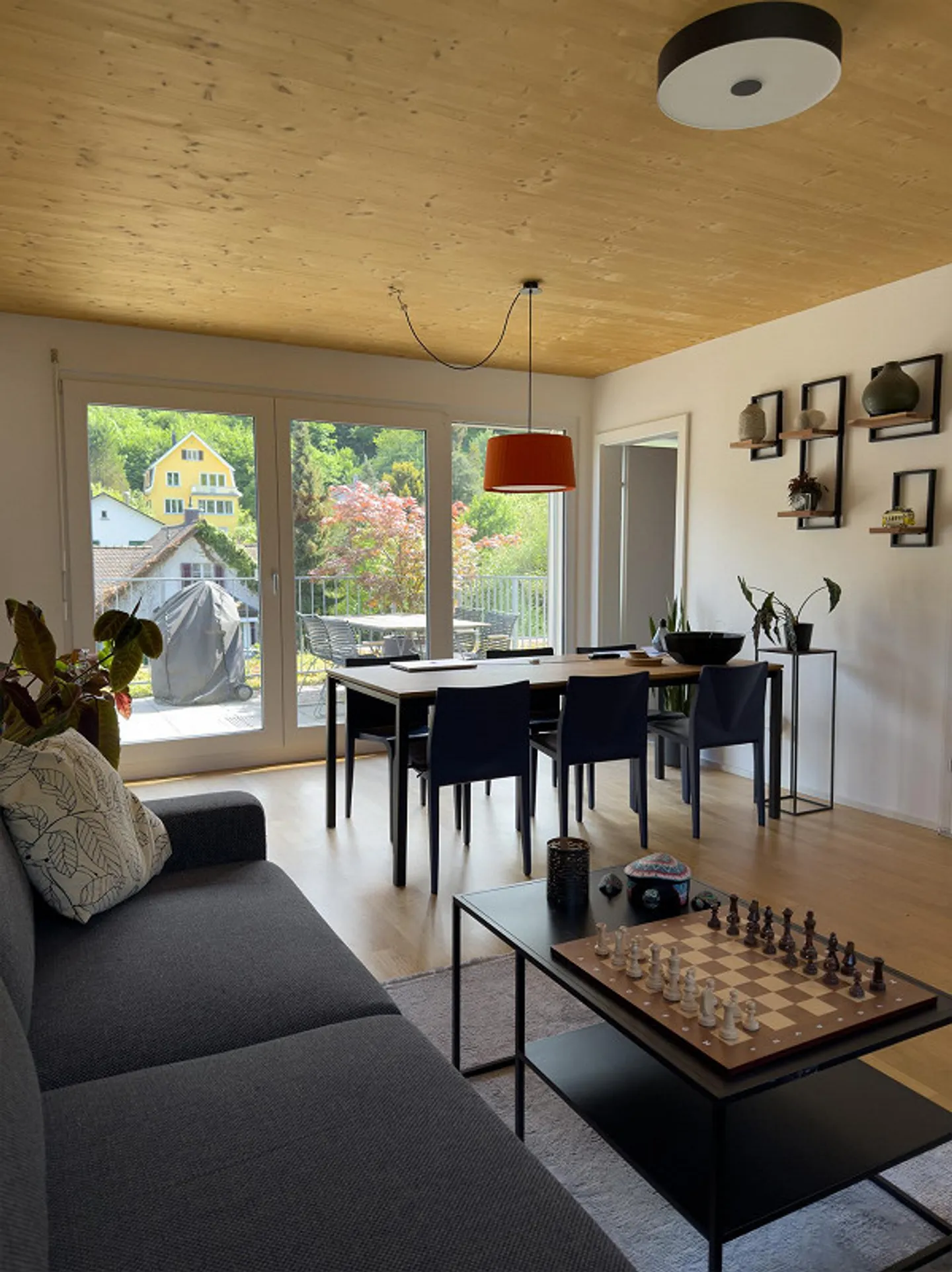 Moderno appartamento attico con 2 camere da letto con balcone e bella vista a Baden - Foto 2 di 13