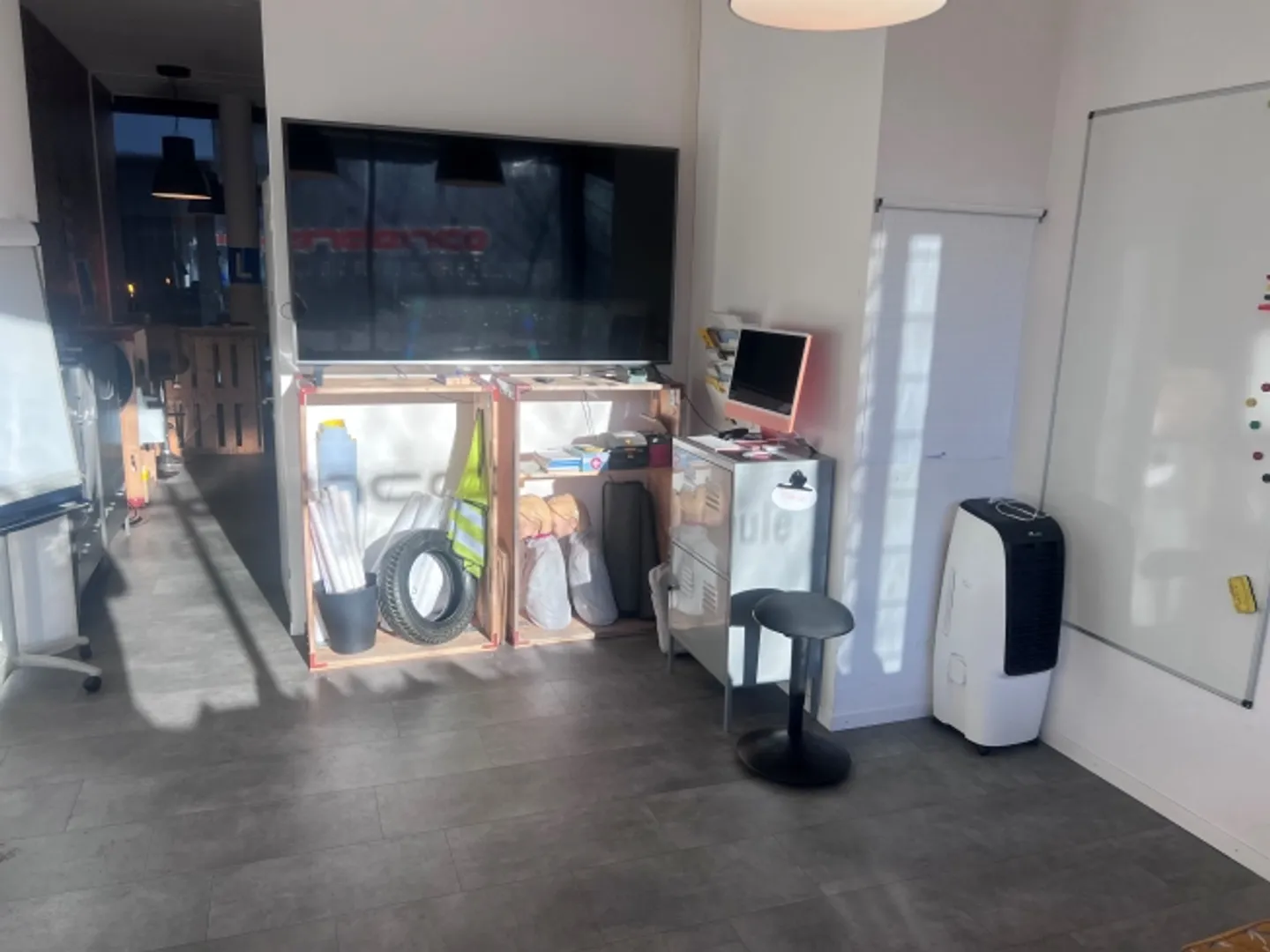 Votre magasin dans un emplacement central directement à la gare ouest d'Interlaken - Photo 6 sur 7