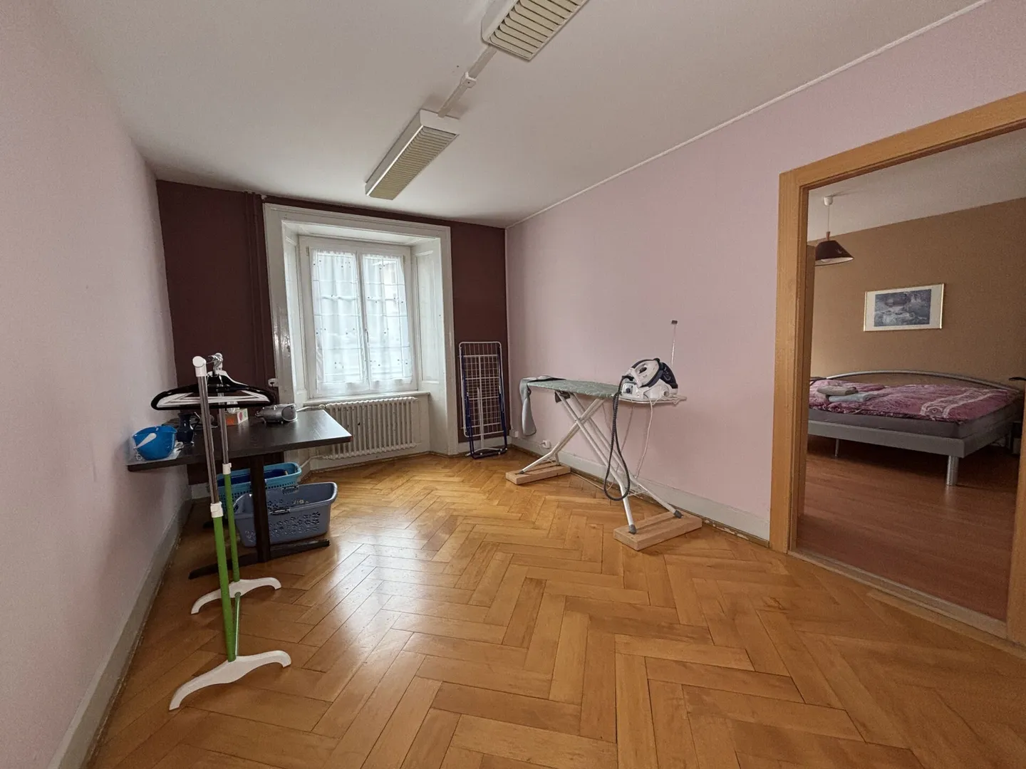 Schönes Familiengebäude mit Terrasse und Garten - Foto 13 von 14