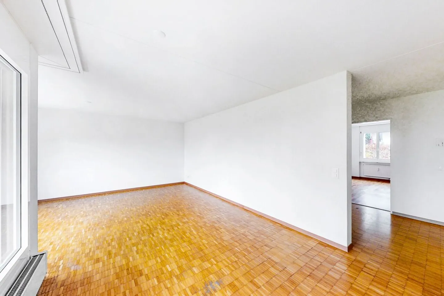 Modernes Familienhaus in Uster - Foto 3 von 10