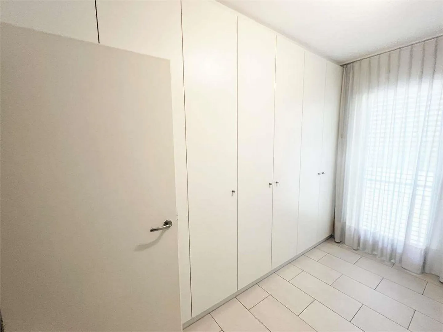 Apartment 4.5 with many advantages - Photo 13 of 13