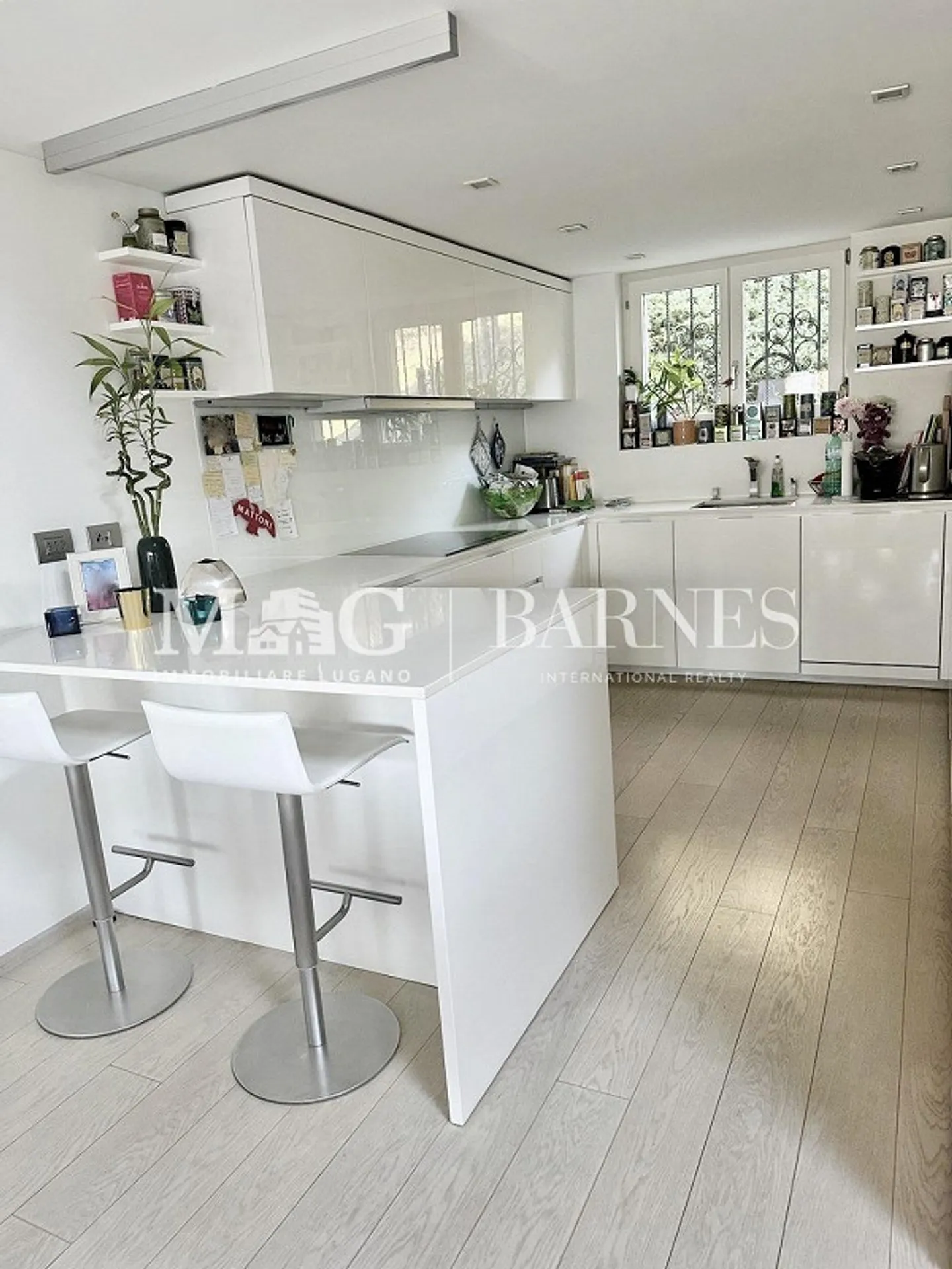 Morcote: Dachgeschoss-Penthouse 2.5 Zimmer mit Blick auf den Luganersee - Foto 6 von 13