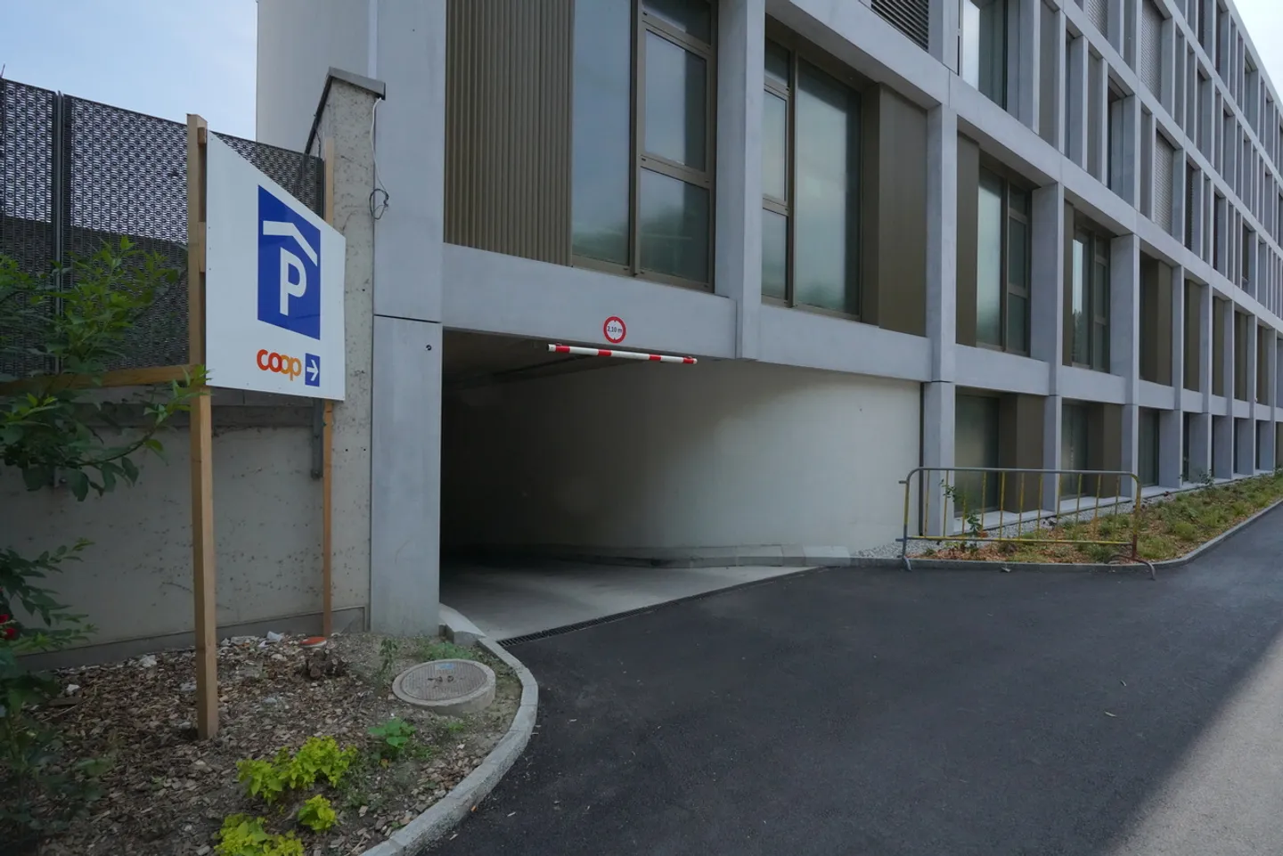 Innenparkplätze in Sierre - Foto 8 von 11