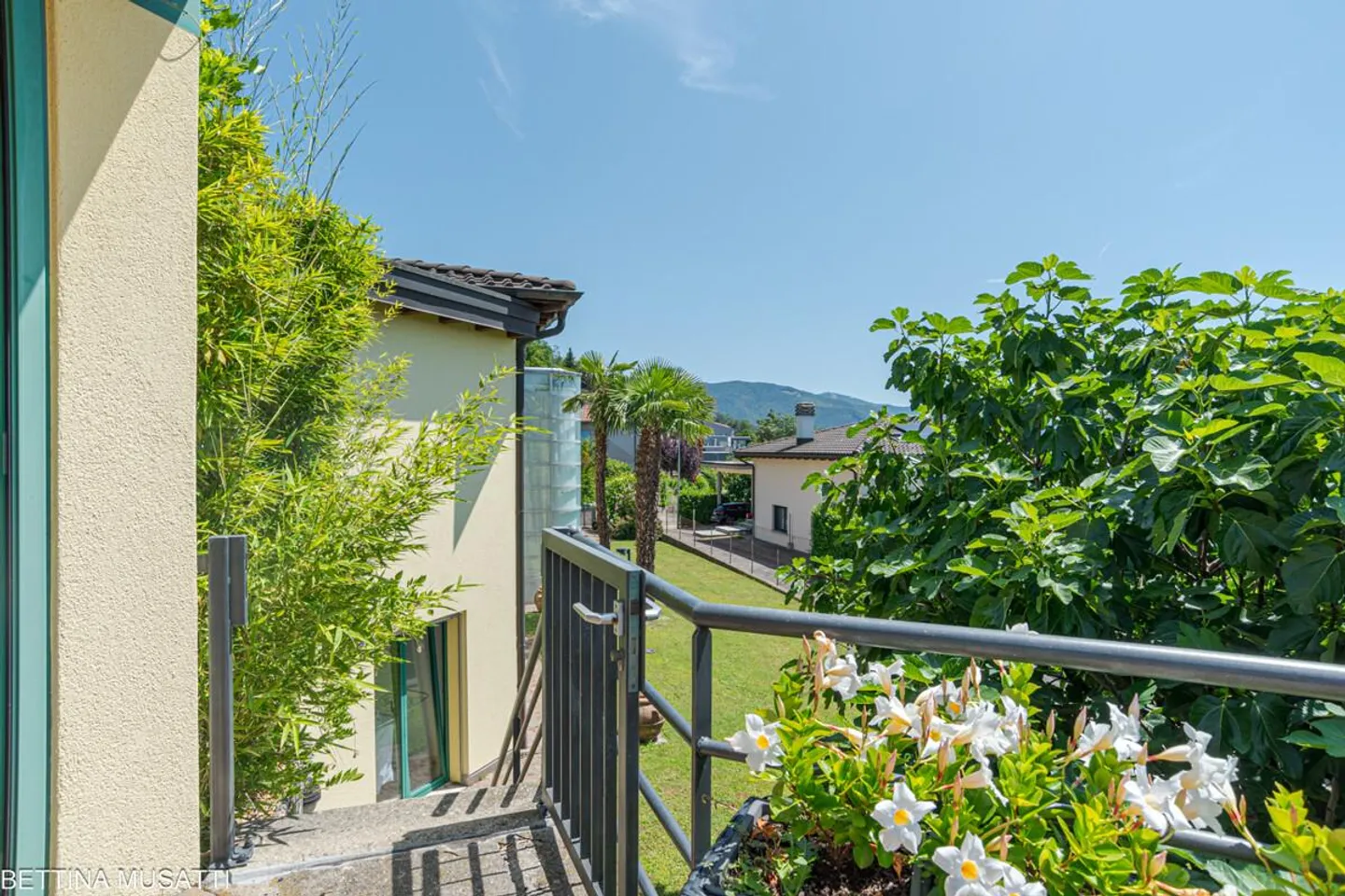 ARZO – VILLA ENCHANTERESSE AVEC PISCINE ENTRE LUXE, CONFORT ET STYLE - Photo 5 sur 14