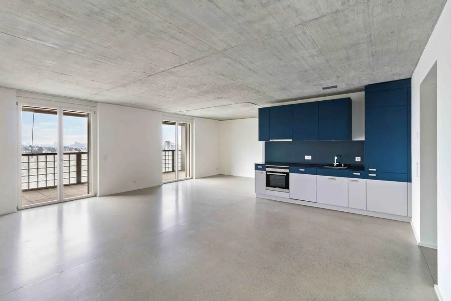 RENT WITHOUT DEPOSIT - Living in the vibrant Stettbach district - Photo 3 of 8