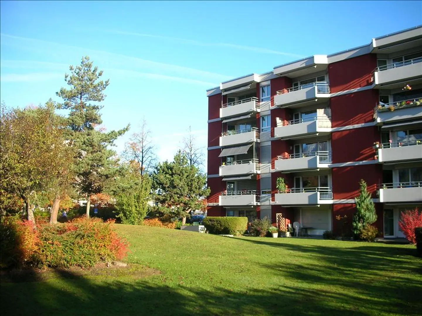 Rent without deposit! - Photo 2 of 10