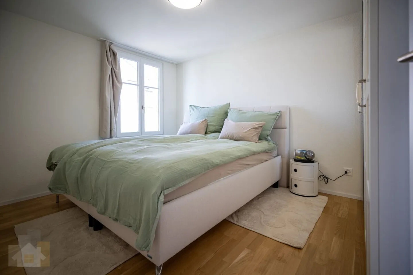 Suite d'affaires moderne et meublée de 2,5 pièces à Romanshorn - Photo 6 sur 8