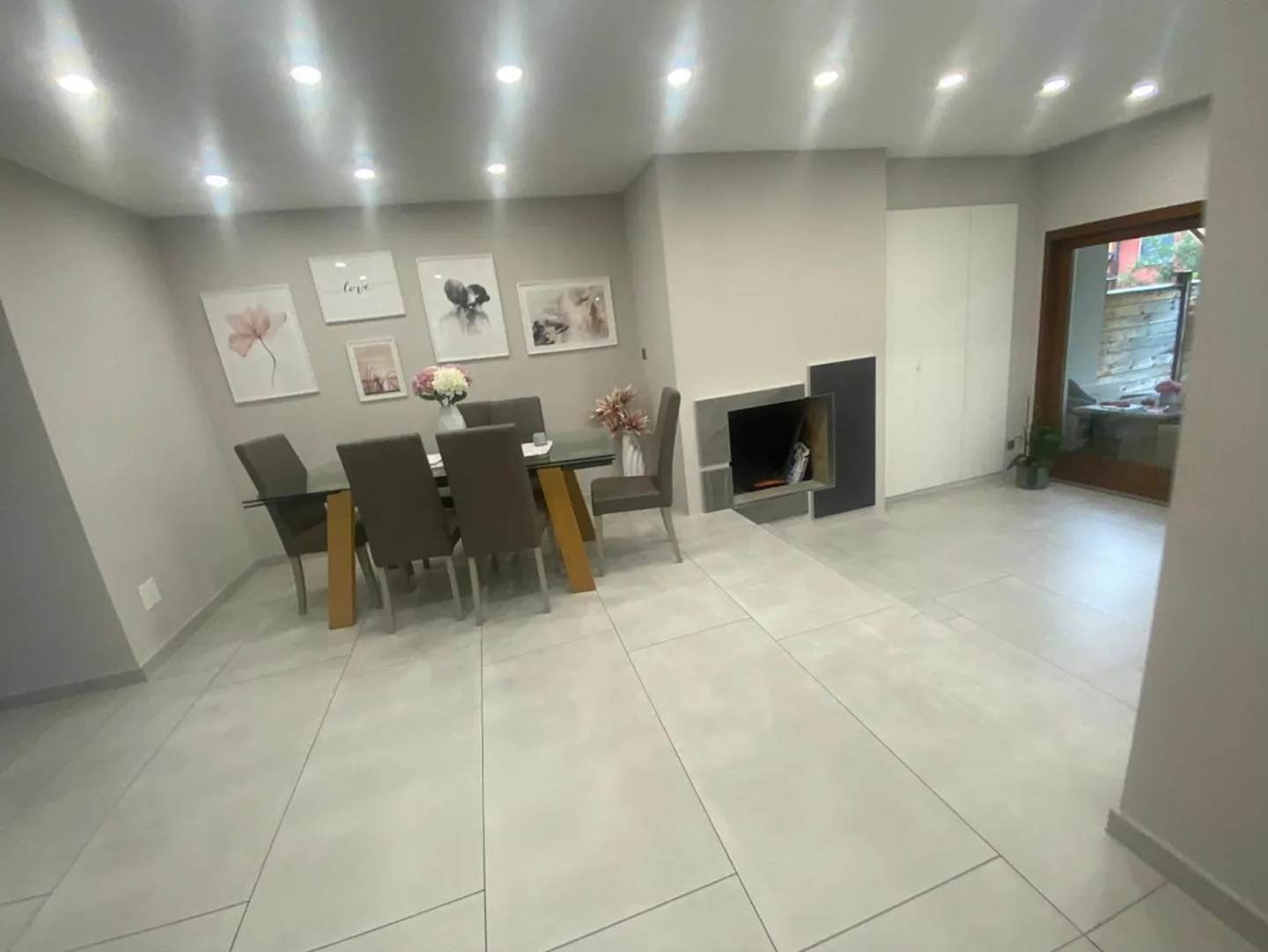 Casa singola in affitto - Foto 3 di 21