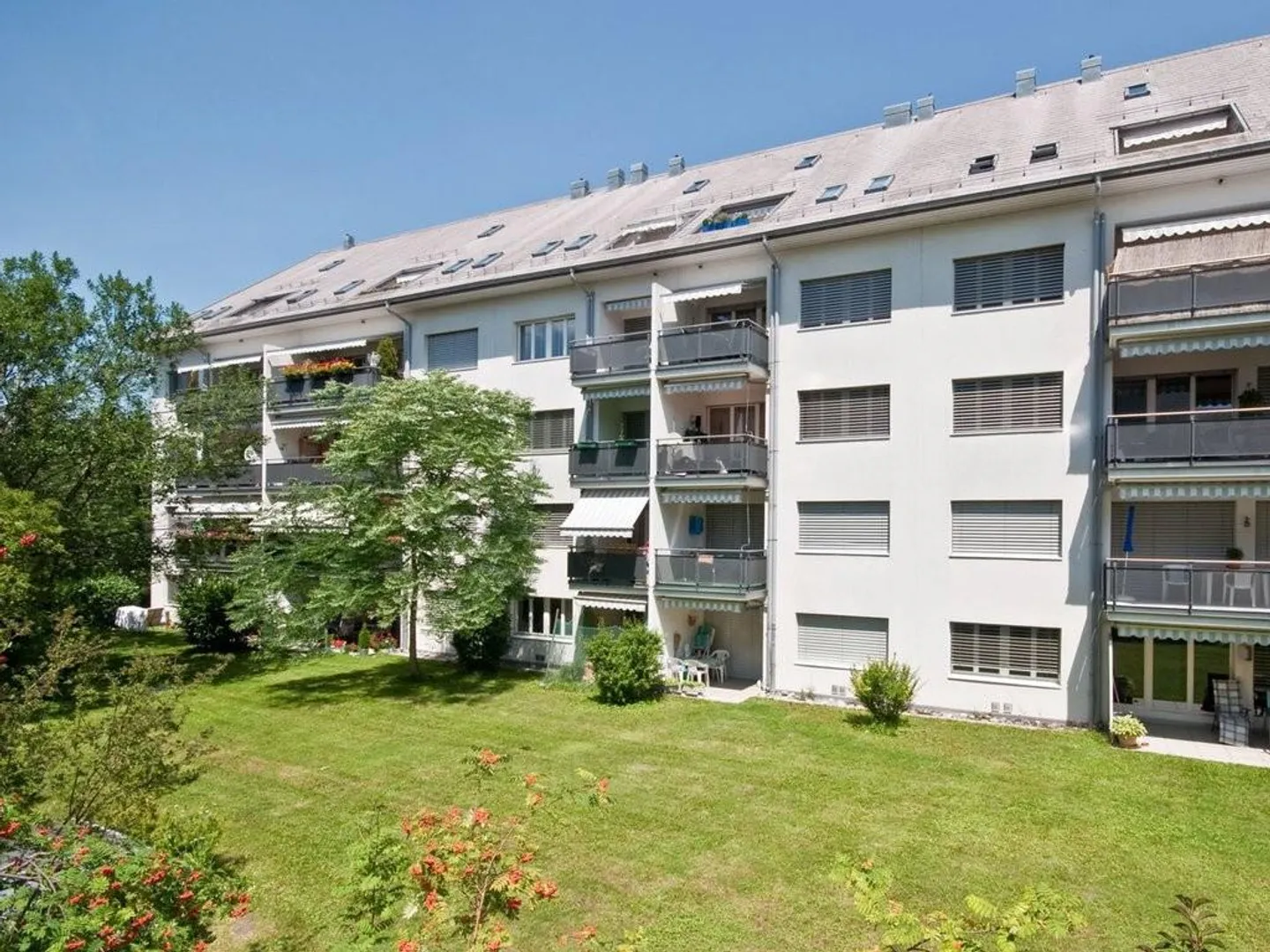 Beautiful attic apartment with a view - Photo 1 of 6