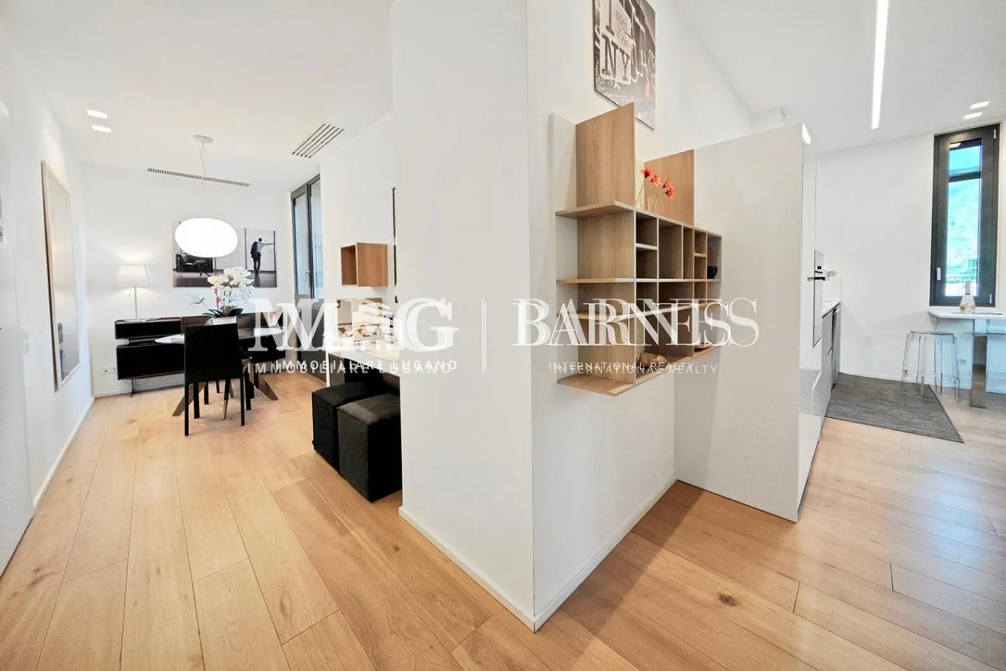 Lugano Centre près du LAC : Appartement 2,5 pièces avec vue sur le lac - Photo 4 sur 10