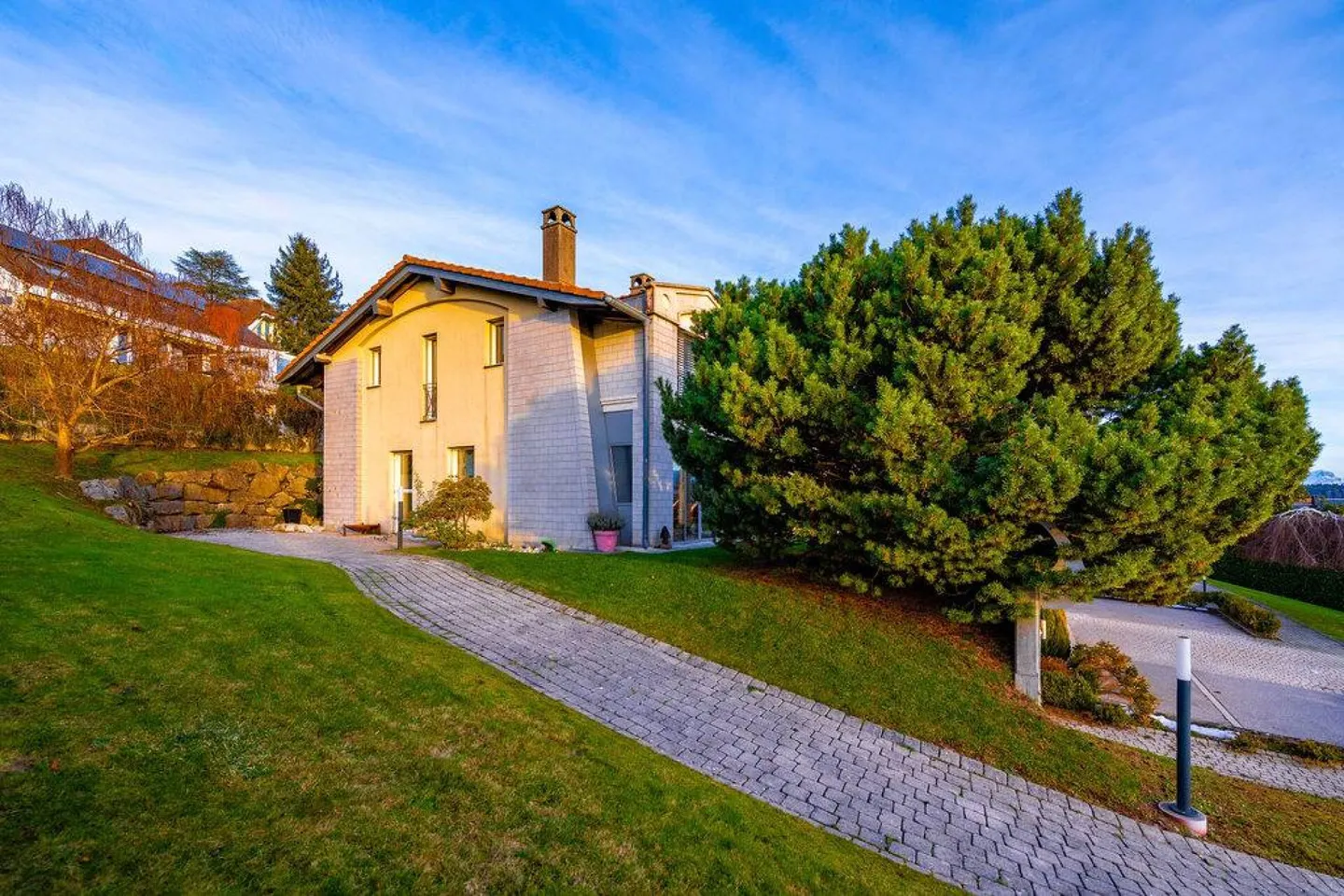 Magnificent 6.5-room adjoining villa in Epalinges - Photo 1 of 10