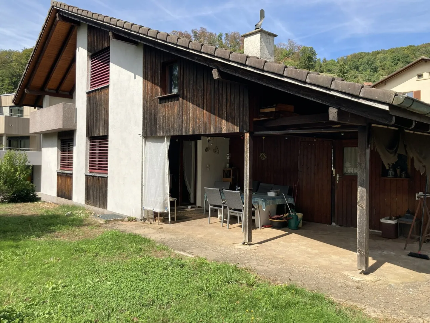 Freistehendes Einfamilienhaus mit Carport - Foto 2 von 12