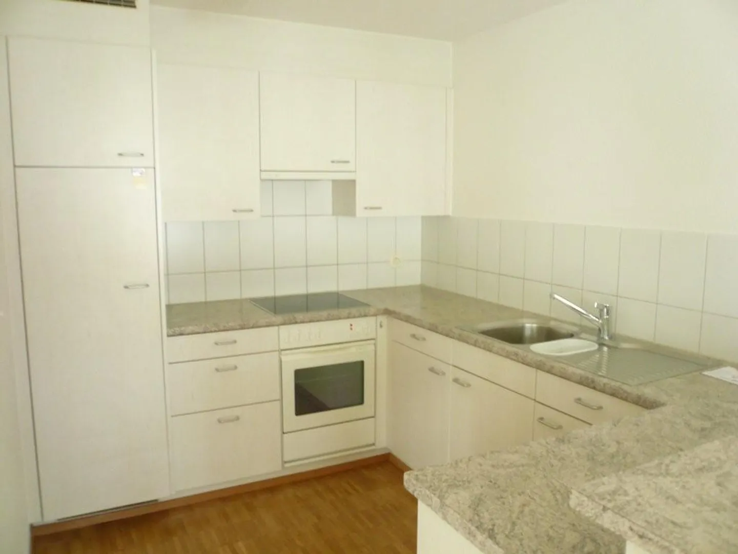 Beautiful attic apartment with a view - Photo 4 of 6