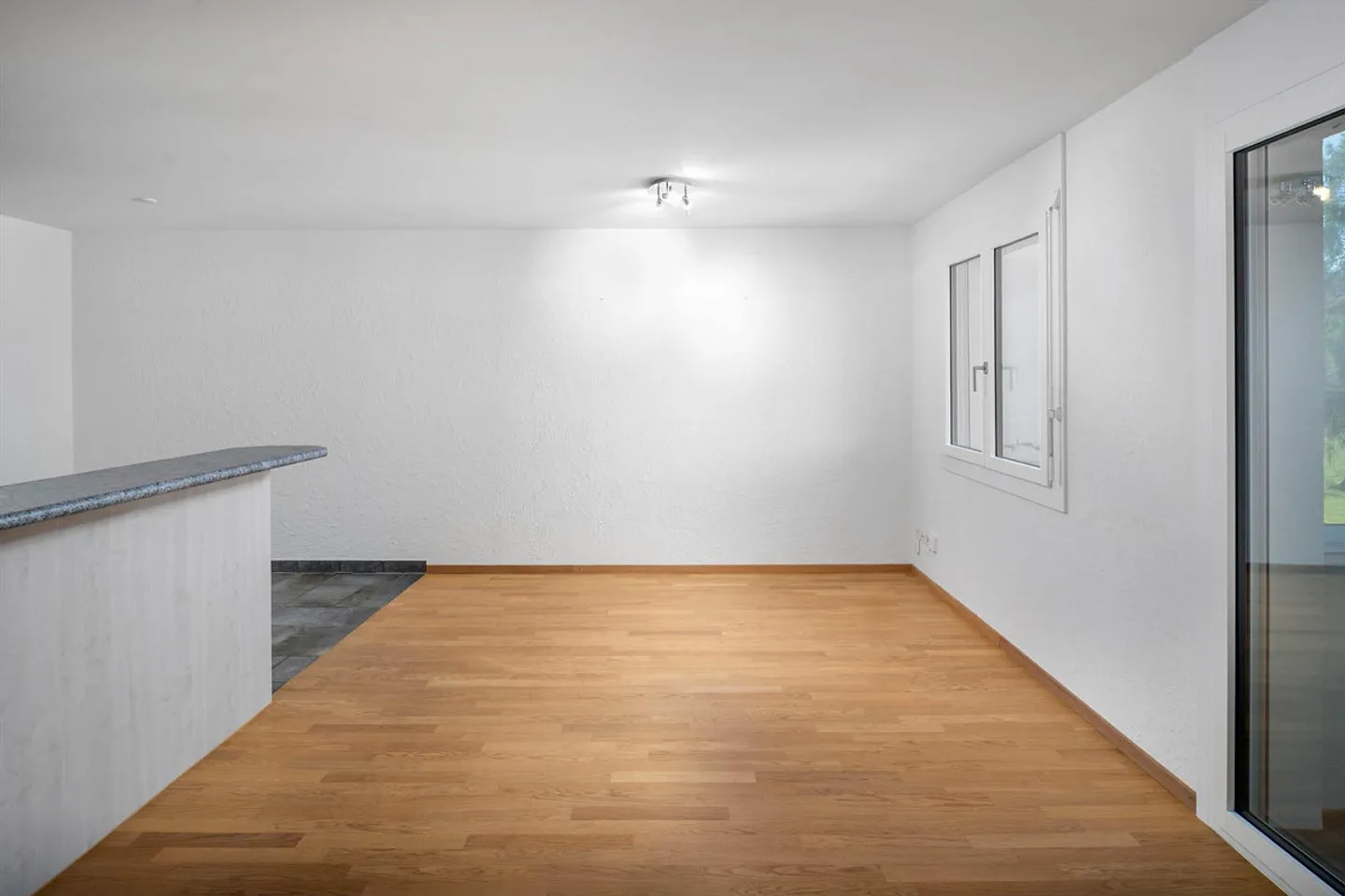 Appartement attrayant de 2,5 pièces ! - Photo 8 sur 13