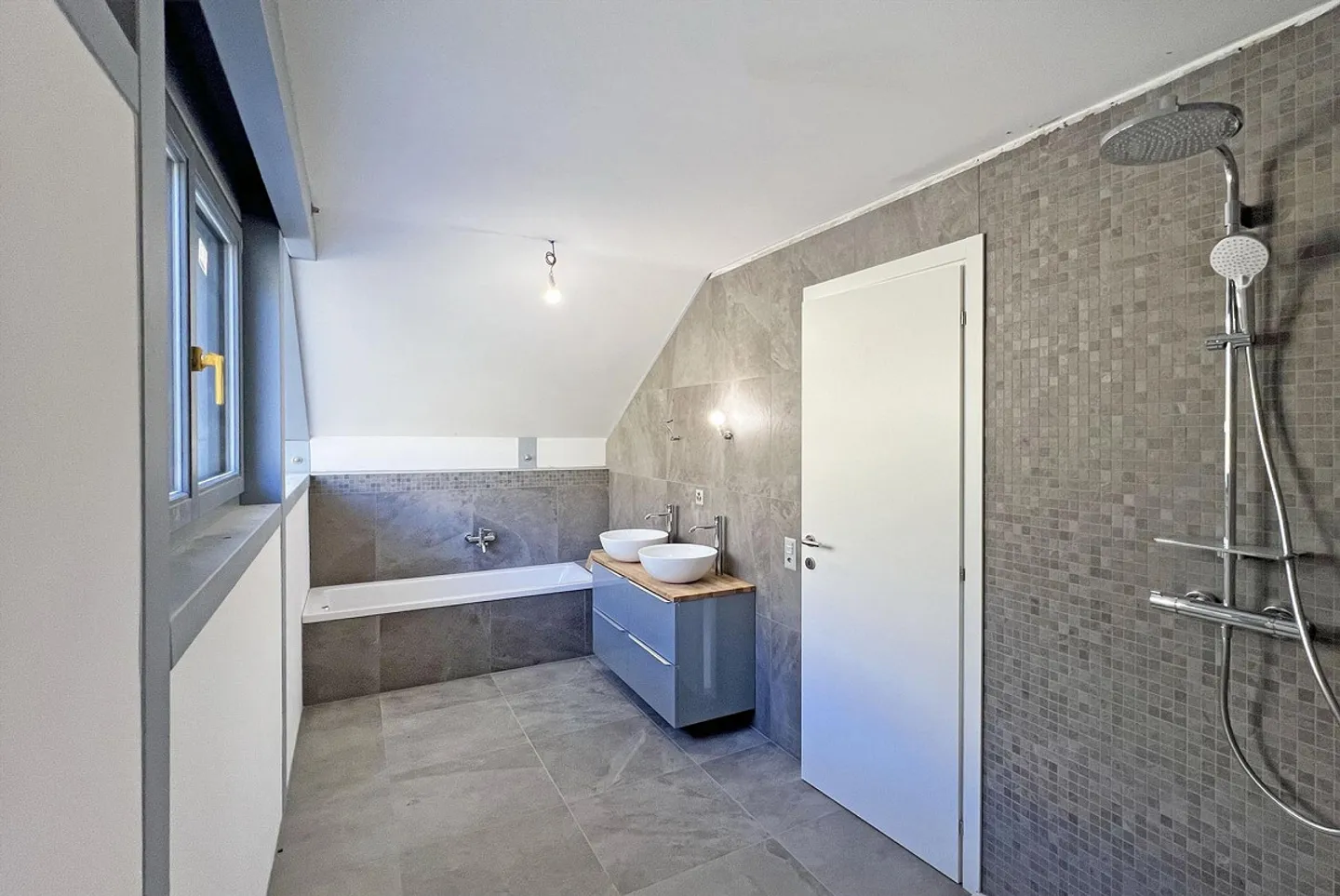 Modern Villa 6.5 with panoramic view in Ponto Valentino - Photo 6 of 12