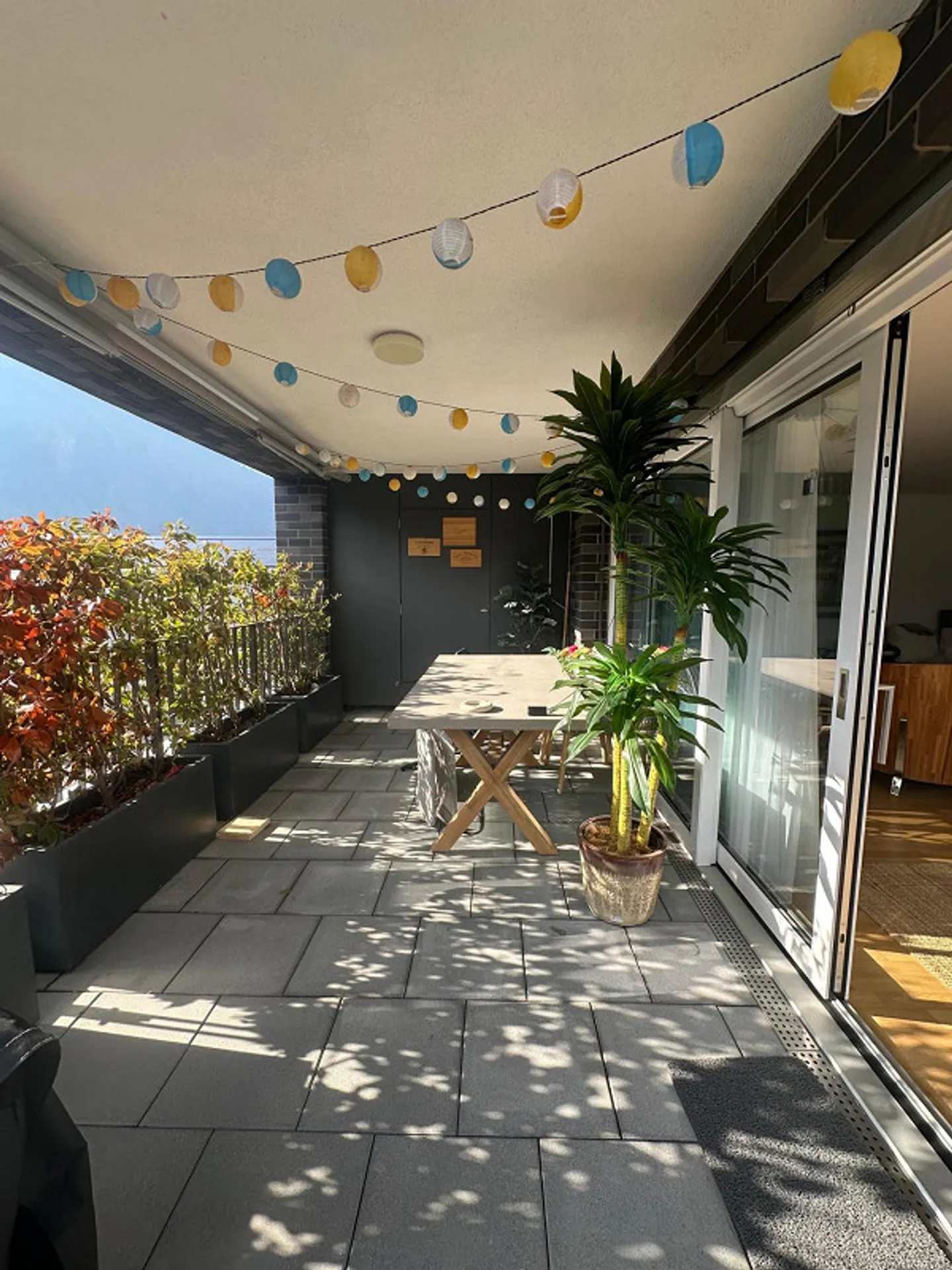 Bright 4.5-Room Attic Apartment - Photo 8 of 9