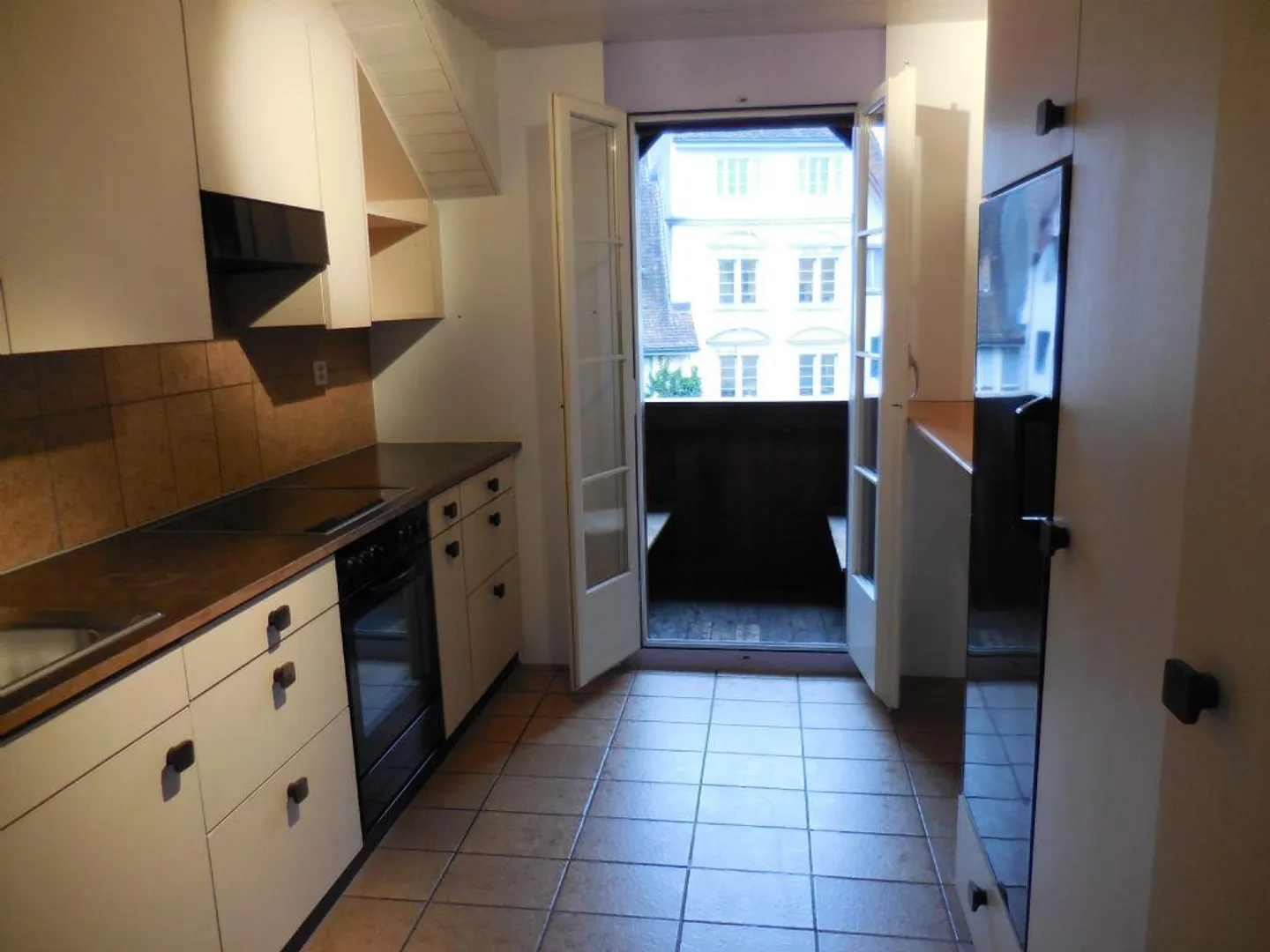 CONVIVIAL | VILLE ANCIENNE | CENTRAL - Photo 7 sur 12