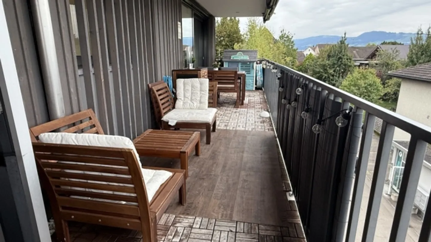 Modern, bright and lake view – 4.5-room apartment in the best location in Männedorf - Photo 10 of 12