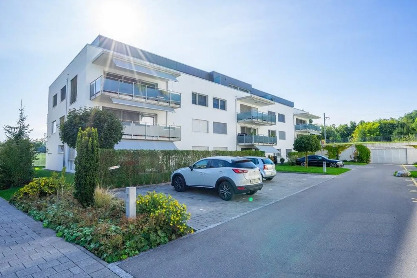 Modern 2.5-room apartment with large balcony - Photo 10 of 10