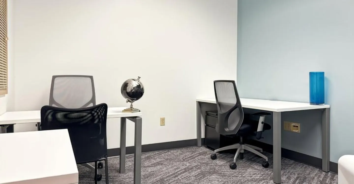 Private office for 3 at Regus Versoix Station Lakeside - Photo 2 of 8