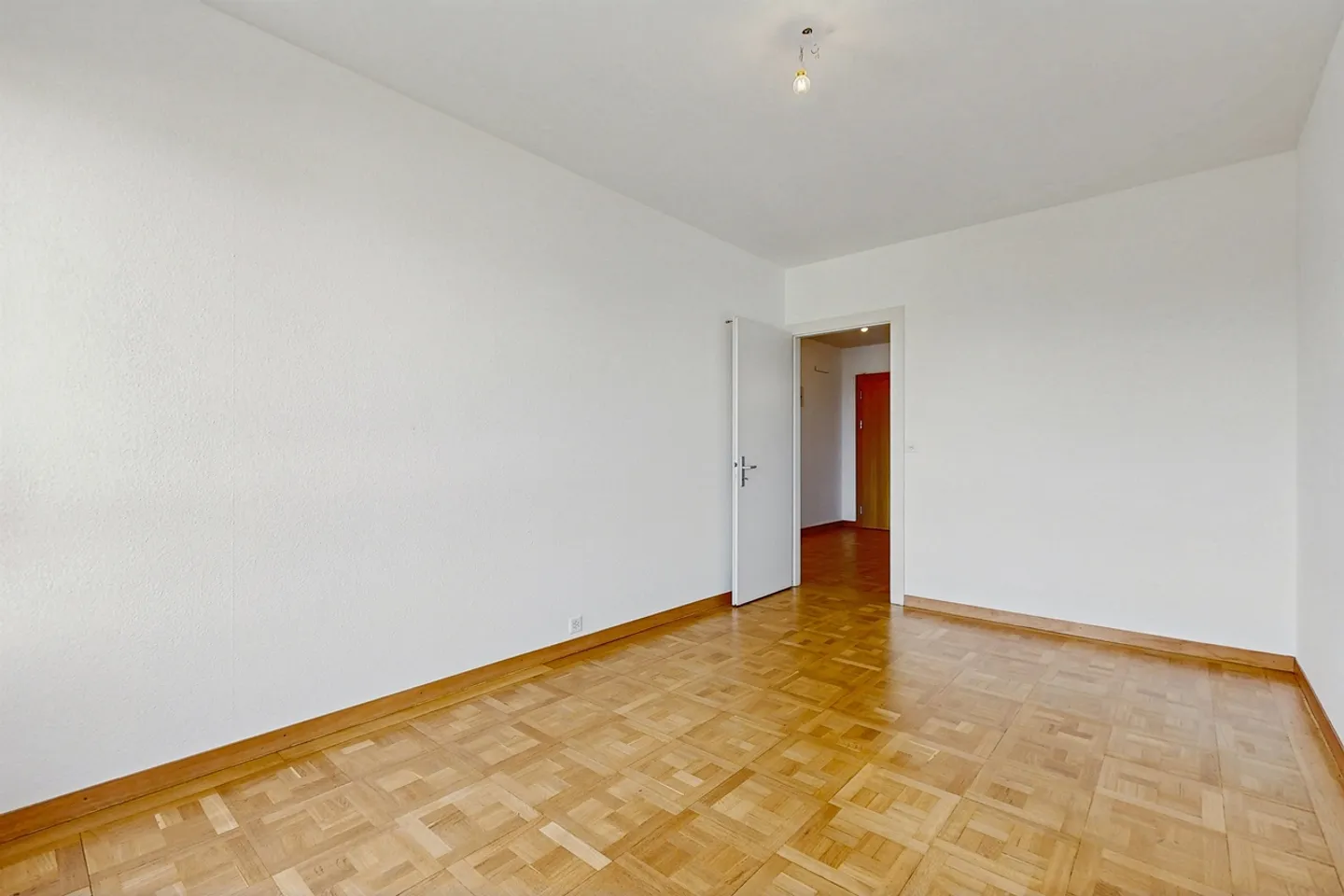 Appartement lumineux avec vue sur le lac - Photo 8 sur 11