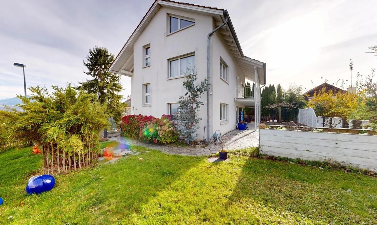 Spacious Single-Family Home with Garden Oasis and Lake View - Photo 2 of 13