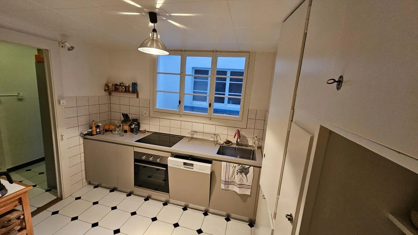 4-room apartment - Photo 7 of 9