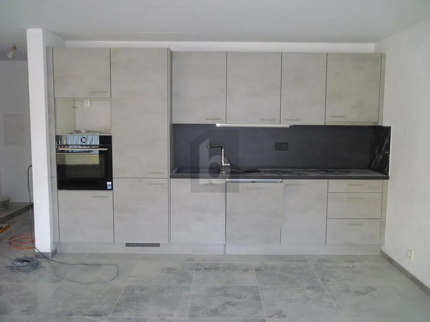 NEW, SPACIOUS AND MODERN - Photo 5 of 6