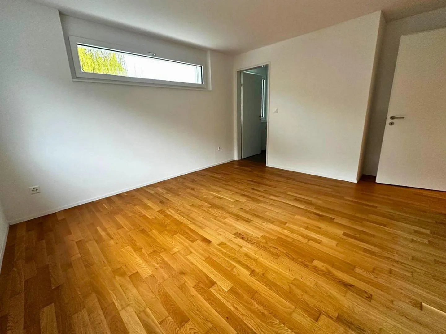 Appartement moderne de 3,5 pièces au 1er étage avec grand balcon et belle vue - Photo 12 sur 13