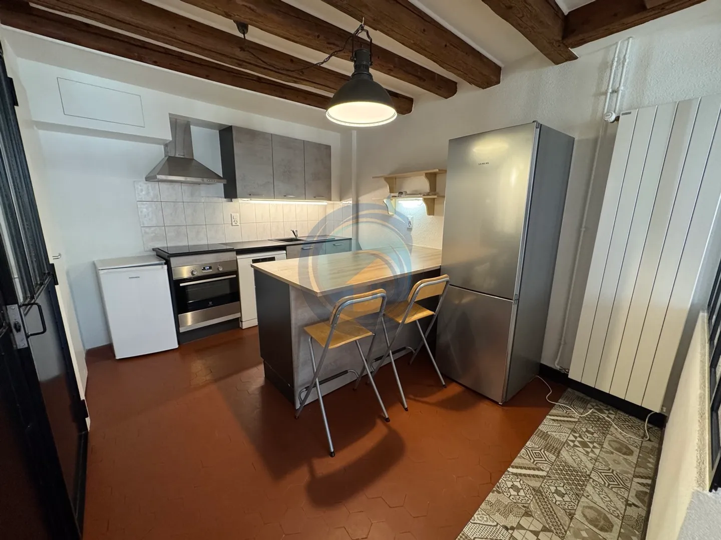 APPARTEMENT DUPLEX DE 3,5 PIÈCES AU COEUR DE LA VIEILLE VILLE DE VEVEY - Photo 8 sur 13