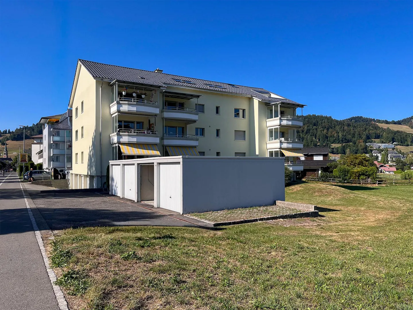 Charmante Wohnung mit Seesicht - Foto 8 von 10