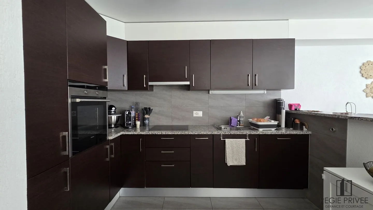 Appartement moderne de 3,5 pièces au 2ème étage - Photo 3 sur 7