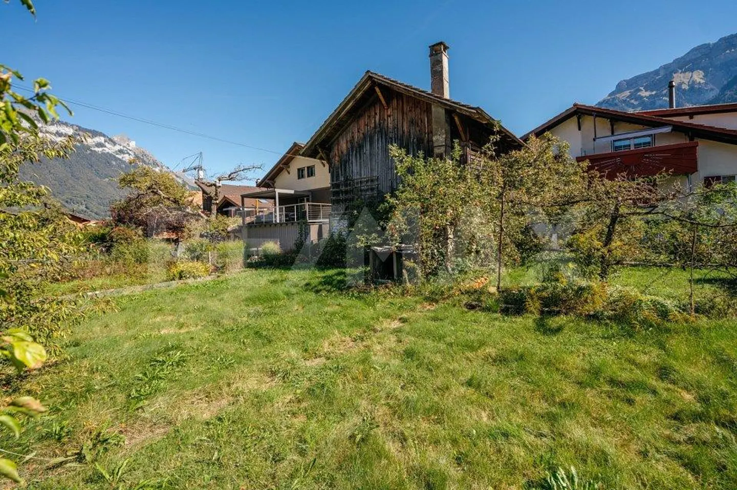 Proprietà caratteristica con due livelli abitativi, ampi terreni... - Foto 5 di 13
